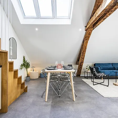 Le Sacre Perchoir De La Cathedrale * Reims