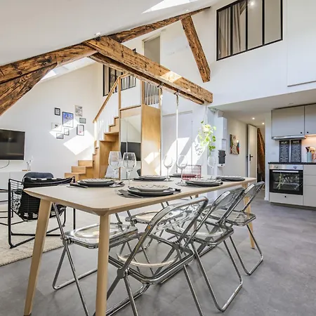 Le Sacre Perchoir De La Cathedrale *